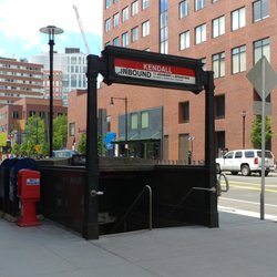 MBTA Kendall/MIT Station - Kendall Station on the T