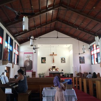 Blessed Sacrament Church - Saturday Latin Mass (first Saturday) in honor of Our Blessed Mother. - Churches Near Me - Honolulu, Hawaii