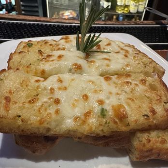 Sur at The Barnyard - Cheese bread - New American Near Me - Carmel, California Sur at The Barnyard - Cheese bread - New American Near Me - Carmel, California
