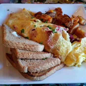 Cornucopia's Noshery - Beet and goat cheese omlet - Breakfast & Brunch Near Me - Amityville, New York Cornucopia's Noshery - Beet and goat cheese omlet - Breakfast & Brunch Near Me - Amityville, New York