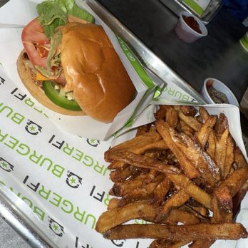 BURGERFI - Burger and fries - Burgers Near Me - Commack, New York
