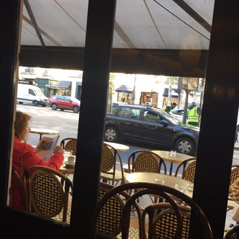 Café Louise - Looking out from our table by the window - Cafes Near Me - Paris, 75 Café Louise - Looking out from our table by the window - Cafes Near Me - Paris, 75