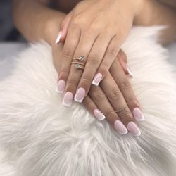 Top nails& spa - French nails by Monika