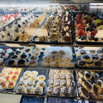 Dortoni Bakery - So many choices of delicious pastries. - Bakeries Near Me - Levittown, New York