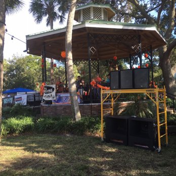 Edgewater Park - Grandstand during the beer festival. - Parks Near Me - Dunedin, Florida