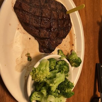 Cattleman's Roadhouse - Cattleman 's Choice Top Sirloin 10 ouch - Steakhouses Near Me - Shelbyville, Kentucky Cattleman's Roadhouse - Cattleman 's Choice Top Sirloin 10 ouch - Steakhouses Near Me - Shelbyville, Kentucky