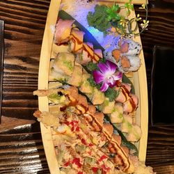 Saka - Sushi is so delicious and friendly staff. 10/10 recommend