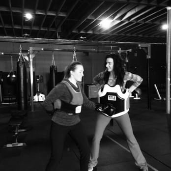 Sari Weis Personal Training - Boxing with 20lb weighted vest - Trainers Near Me