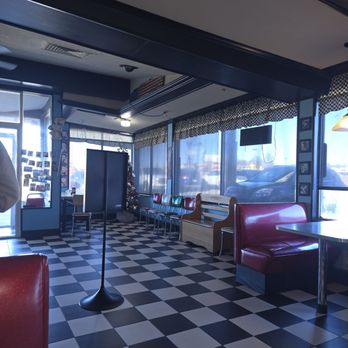 Gravy's Diner - Diners Near Me - Cedar Falls, Iowa