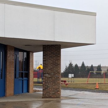 Tyler Elementary School - Elementary Schools Near Me - Belleville, Michigan