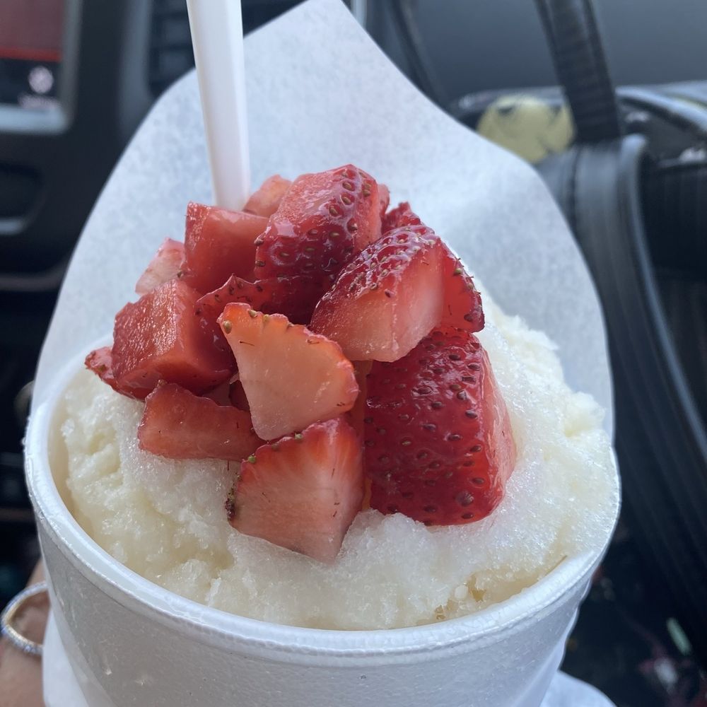 Margo's Sno Wiz - Strawberry delight - Shaved Ice Near Me - Weslaco, Texas Margo's Sno Wiz - Strawberry delight - Shaved Ice Near Me - Weslaco, Texas