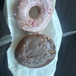Dunkin' - Donuts