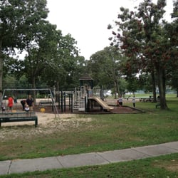 Mashashimuet Park - Playground area