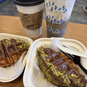 ChaChaCha - Dubai Chocolate Croffle - Desserts Near Me - Fremont, California