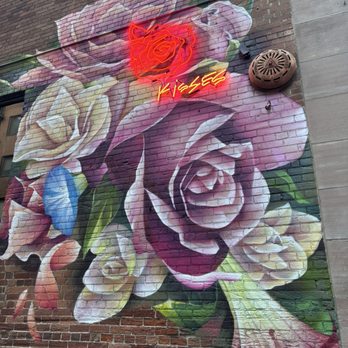 Piano Piano - Outside :) - Pizza Near Me - Toronto, Ontario Piano Piano - Outside :) - Pizza Near Me - Toronto, Ontario