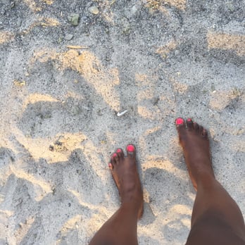 Jack Darling Memorial Park - Beach so clean - Parks Near Me - Mississauga, Ontario