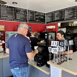 Rooster Café - Counter