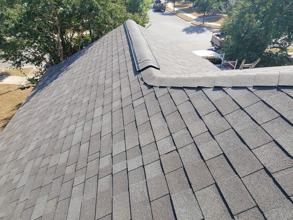 Slide of Aurum Roofing