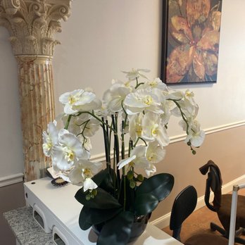 Elegant Nail & Spa - Nail Salons Near Me - Mequon, Wisconsin