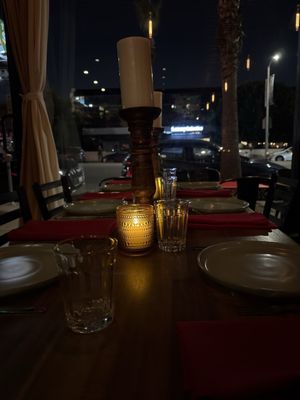 Unidos Restaurant & Wine Bar by null