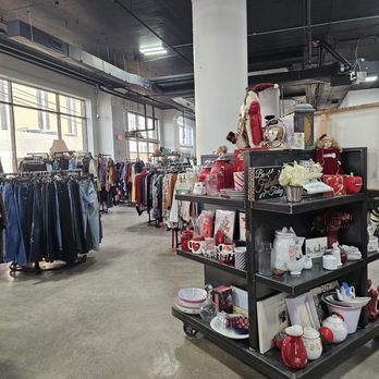The Salvation Army - Thrift Stores Near Me - Detroit, Michigan