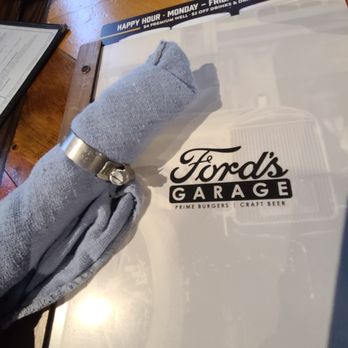 Ford's Garage Dearborn - Burgers Near Me - Dearborn, Michigan