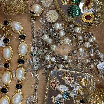 Double Take Consignment - Used, Vintage & Consignment Near Me - Virginia Beach, Virginia
