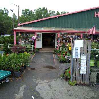 Hewitt's - Guilderland - the front of the store - Christmas Trees Near Me - Albany, New York