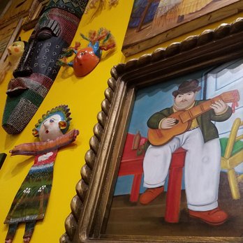 Villa Corona Nut Tree - Fun decor - Mexican Near Me - Vacaville, California Villa Corona Nut Tree - Fun decor - Mexican Near Me - Vacaville, California