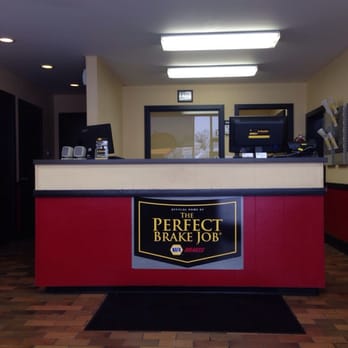 Midas - Auto Repair Near Me - St. Charles, Illinois