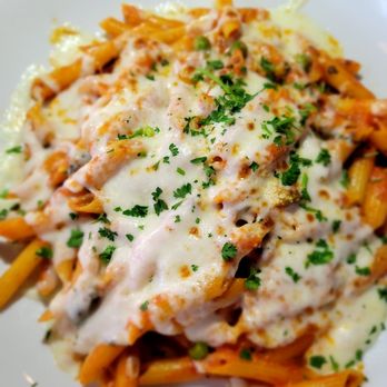 MA'S Italian Kitchen - Penne Alla Voldka - Italian Near Me - Burbank, California MA'S Italian Kitchen - Penne Alla Voldka - Italian Near Me - Burbank, California