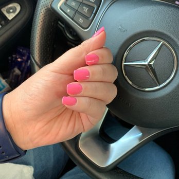B M Nails - Shellac Manicure - Nail Salons Near Me - Houston, Texas