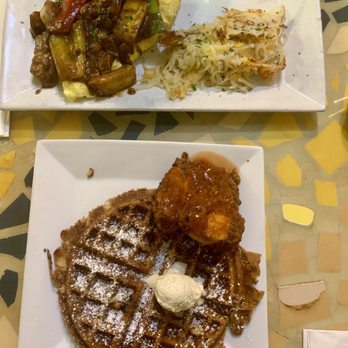 Batter & Berries - Goof, Jerk Chicken Omelet - Breakfast & Brunch Near Me - Chicago, Illinois Batter & Berries - Goof, Jerk Chicken Omelet - Breakfast & Brunch Near Me - Chicago, Illinois