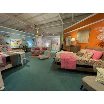 Ashley Store - Furniture Stores Near Me - Quakertown, Pennsylvania