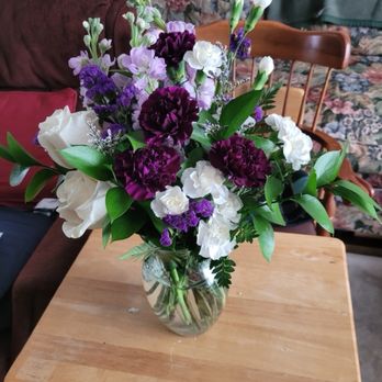 Helen's Floral Shoppe - New arrangement - Florists Near Me - Phillipsburg, New Jersey Helen's Floral Shoppe - New arrangement - Florists Near Me - Phillipsburg, New Jersey