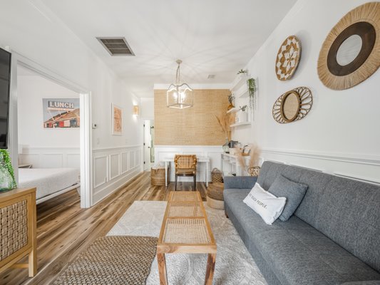 Front Street Inn by null