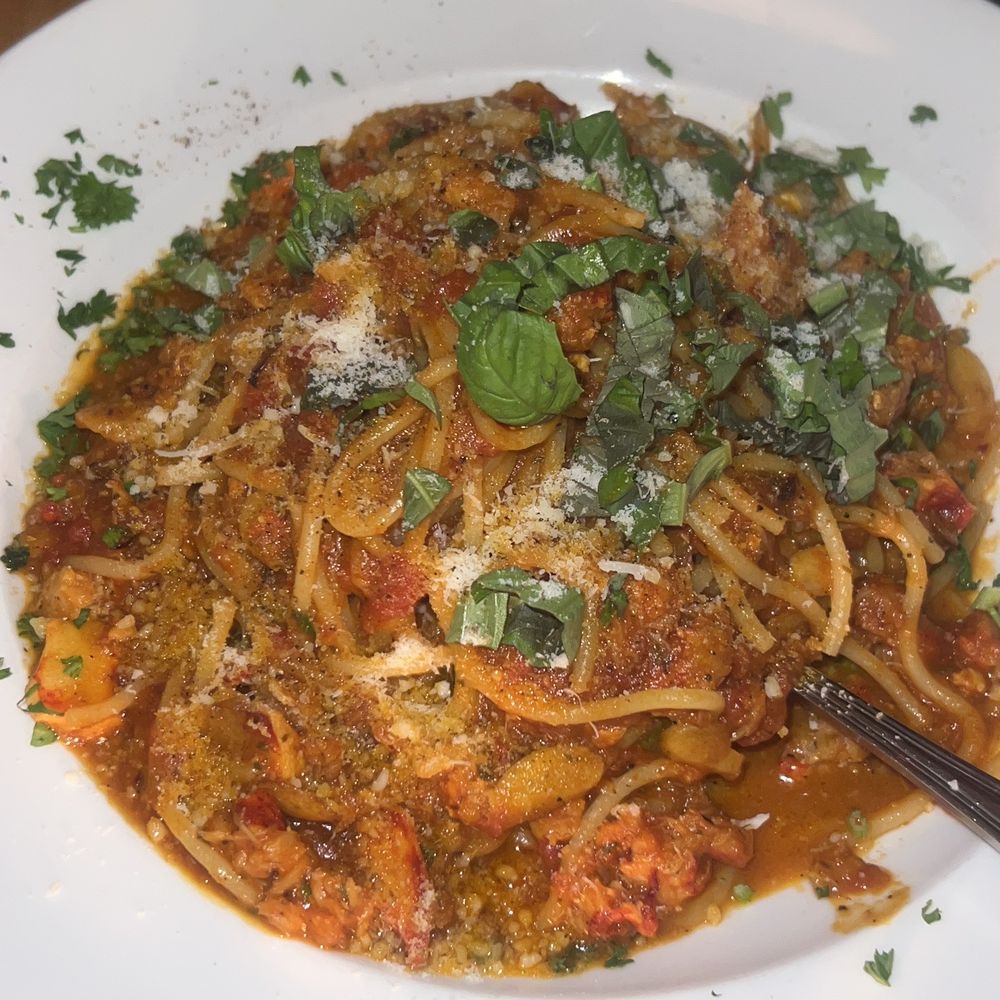 Fumo - Spaghetti Lobster fra diavolo - Italian Near Me - New York, New York Fumo - Spaghetti Lobster fra diavolo - Italian Near Me - New York, New York