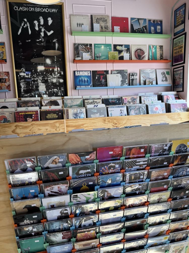 Pinwheel Record 1459 W 18th St, Chicago, Illinois - Pinwheel Records - Updated October ...