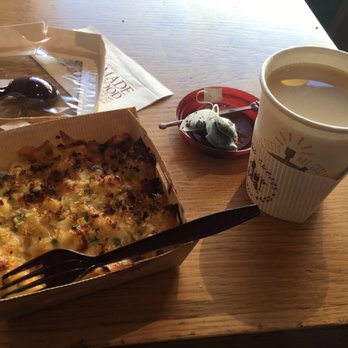 Pret A Manger - Quick bite to eat. Beef rib mac n cheese and earl grey - Coffee & Tea Near Me - London, XGL