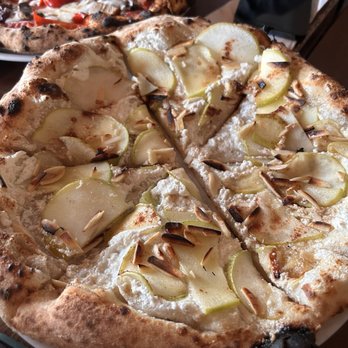 Verde - Apple, pear, almond pizza (Sunday brunch) - Pizza Near Me - Baltimore, Maryland