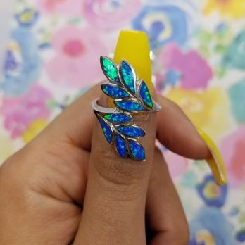 LoGo Nails - Yellow set with Opal ring from Super Silver Roseville - Nail Salons Near Me - Rocklin, California LoGo Nails - Yellow set with Opal ring from Super Silver Roseville - Nail Salons Near Me - Rocklin, California
