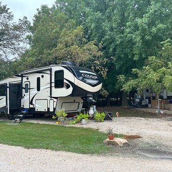 Lake Kiowa RV Park - Site 8 - RV Parks Near Me Lake Kiowa RV Park - Site 8 - RV Parks Near Me