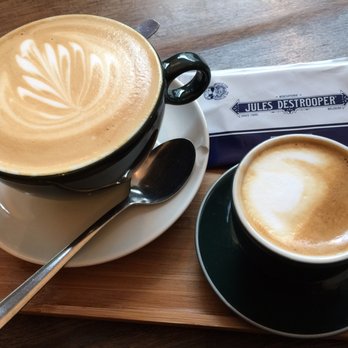 Or Espresso Bar - Taking a break - Coffee Roasteries Near Me - Brussels, BRU