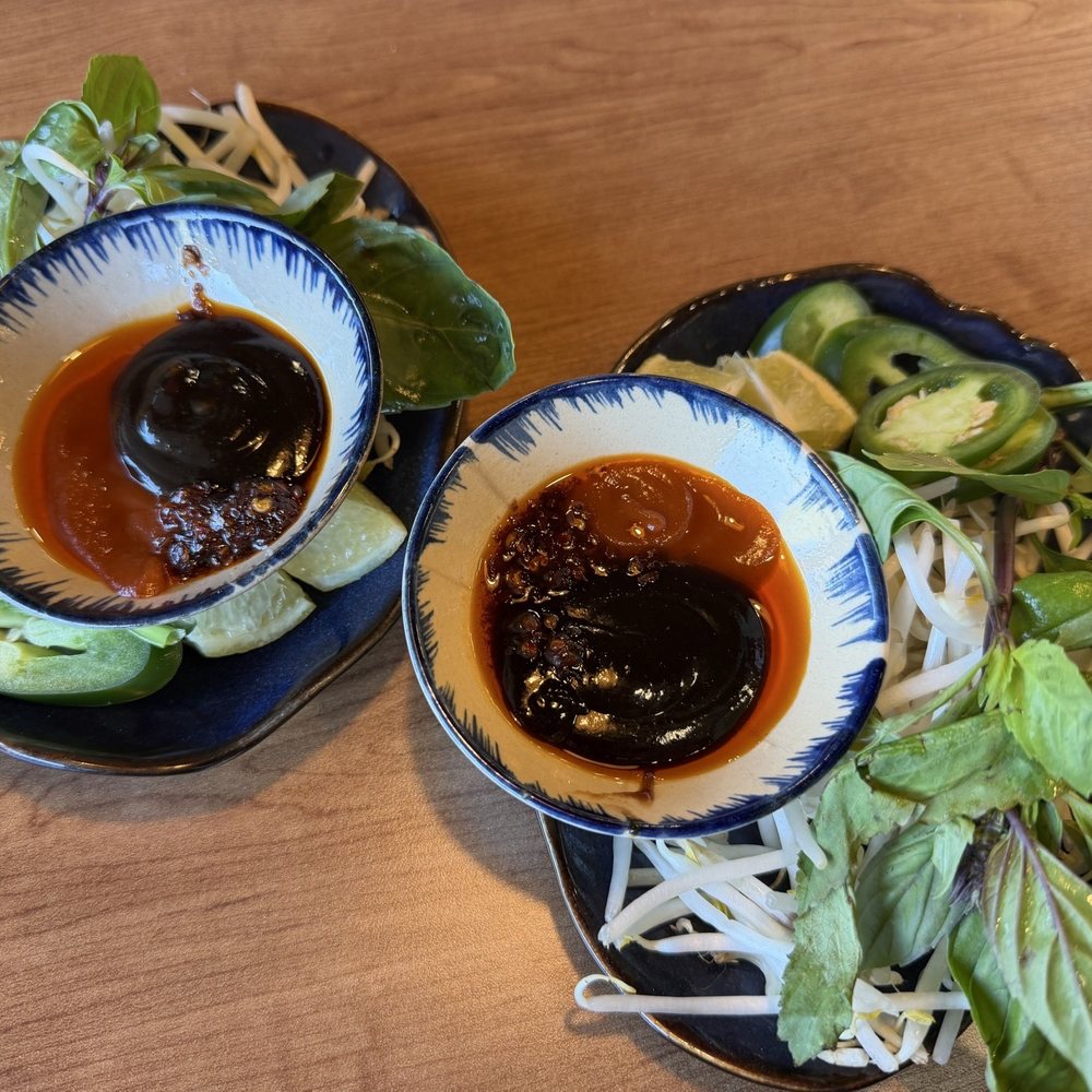 Me’s Kitchen - Pho Toppings - Vietnamese Near Me - Sacramento, California
