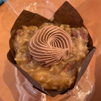 Moose & Me Baking - Bakeries Near Me - Naperville, Illinois