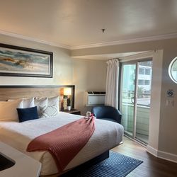 Estero Inn - Room, clean, crisp