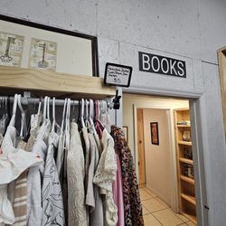 Thrift on-46 - Another book room (there are 2)