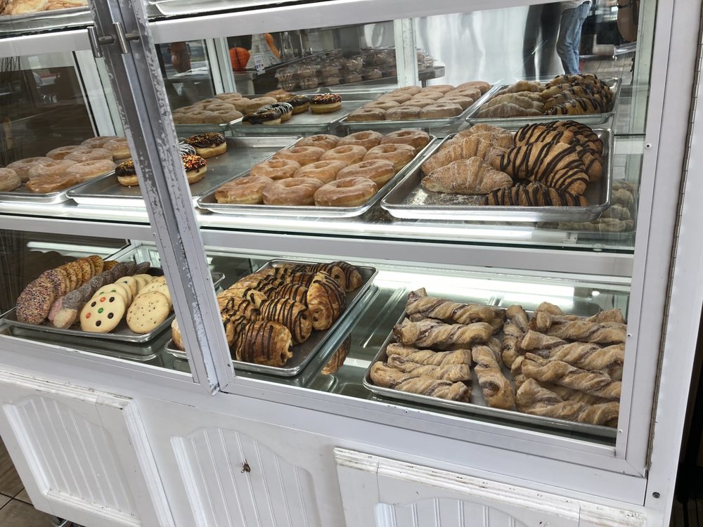 PARIS BAKERY Updated September 2024 19 Photos 325 US77 Frontage