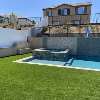 California Custom Pools - Pool & Hot Tub Service Near Me - Temecula, California