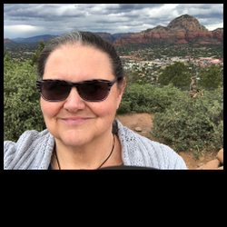 Lee Ann DiSalvo Psychic - Lee Ann